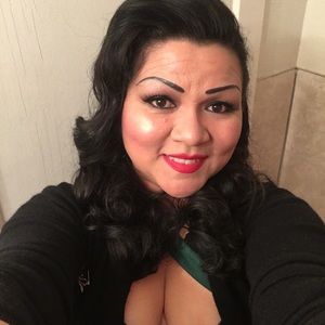 Meet your Posher, Alma